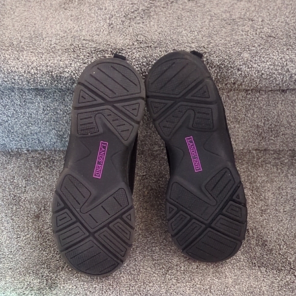 Lands' End Black Winter Boots Minimalist Comfort Design - Picture 5 of 6